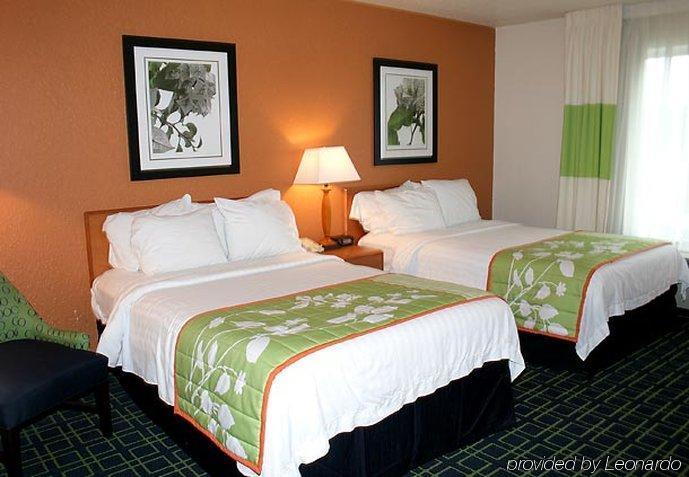 Fairfield Inn & Suites By Marriott Fairmont Ruang foto